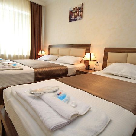 Tiflis House Hotel Bagian luar foto