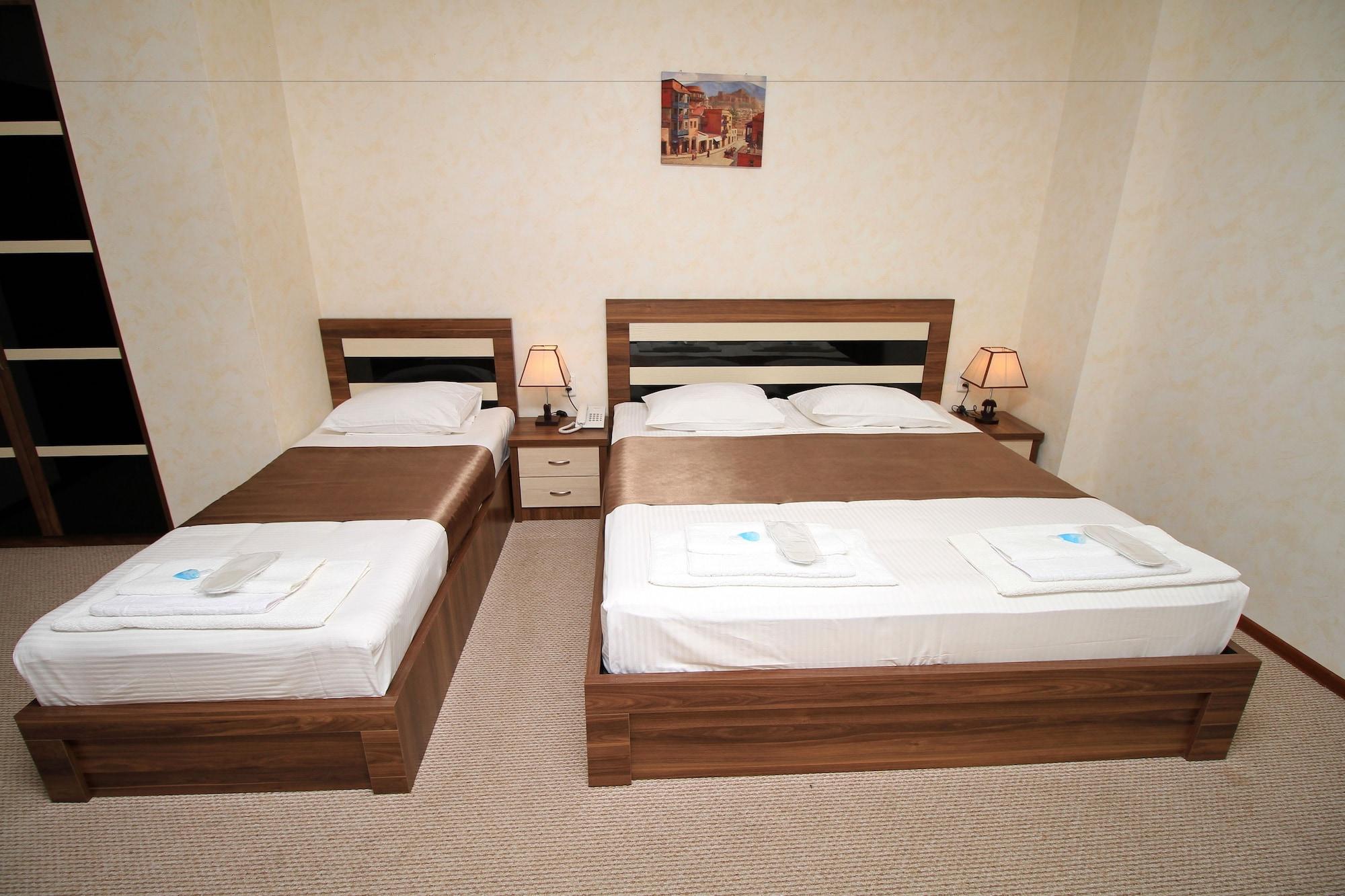 Tiflis House Hotel Bagian luar foto