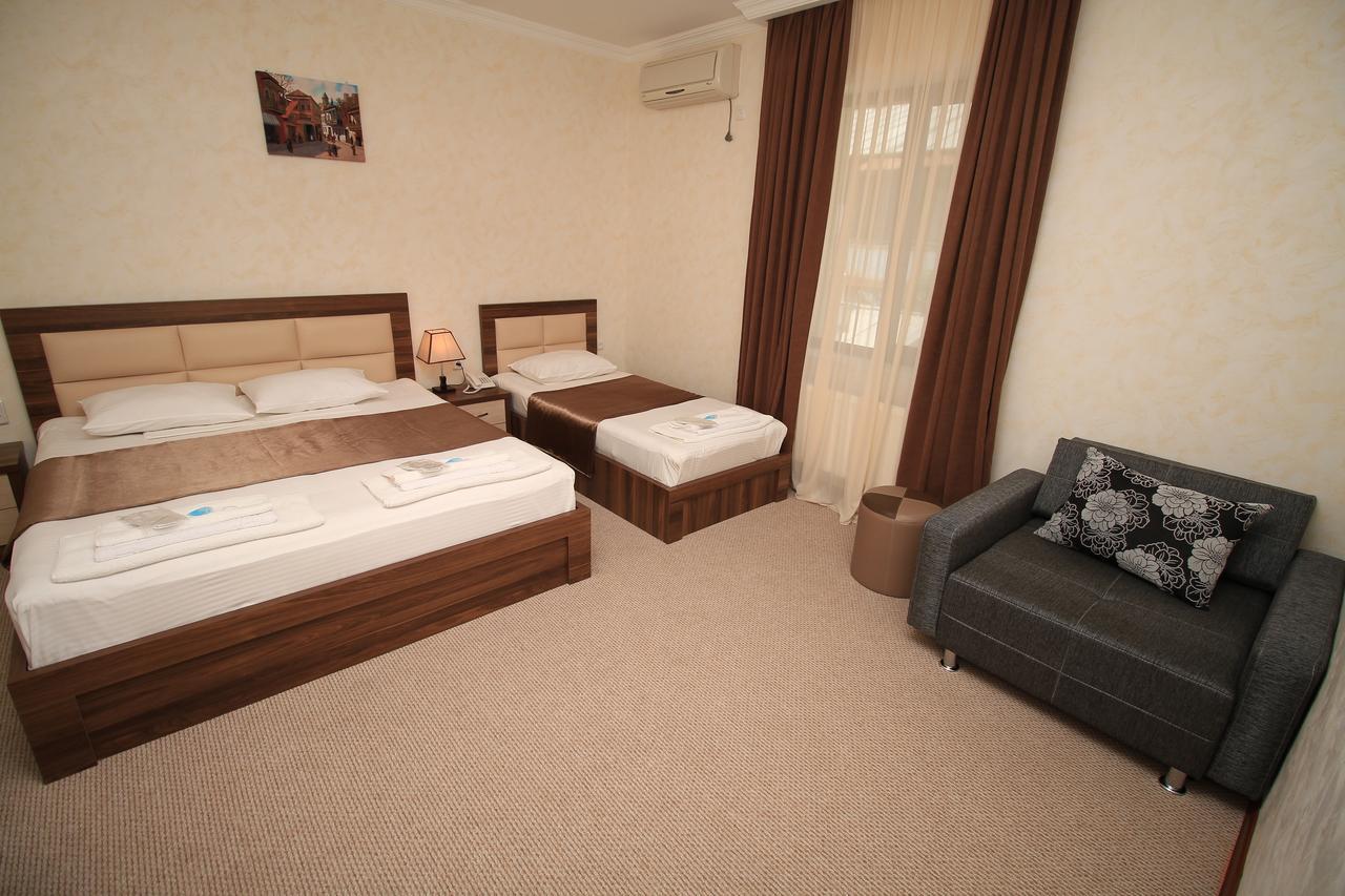 Tiflis House Hotel Bagian luar foto